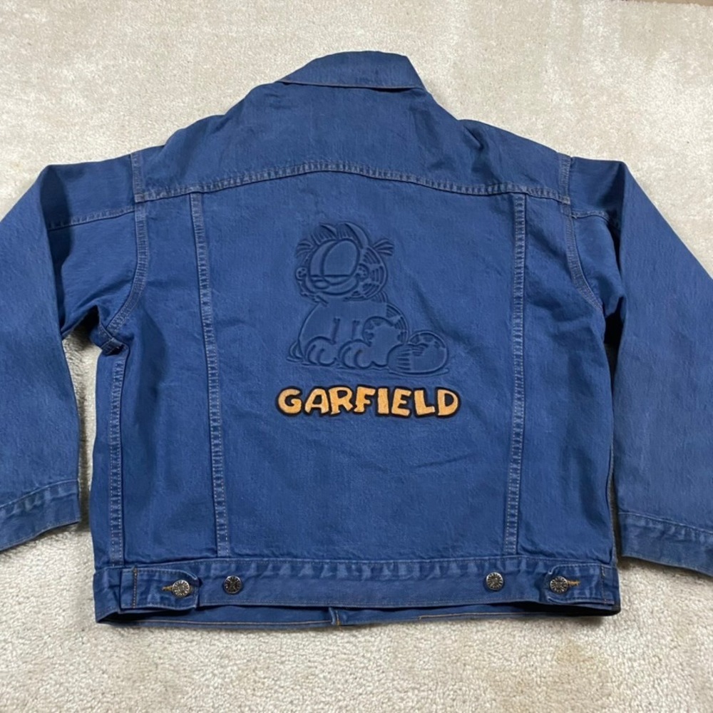 VTG Tyca Garfield Denim Jacket Mens M Blue Made USA Trucker Embossed Jean